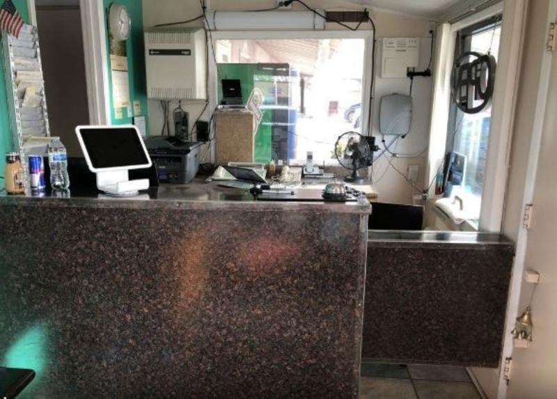 فندق روديواي إن آند سويتس راتون المظهر الخارجي الصورة